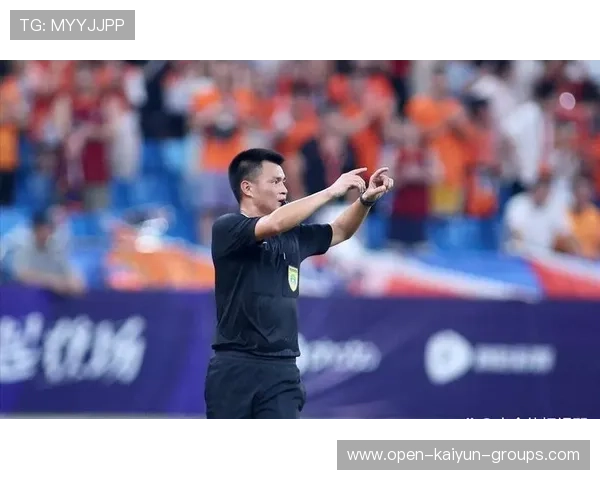 中超老板怒喷裁判:你配吹比赛?